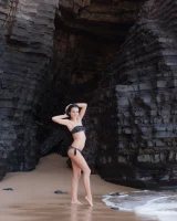 Puffy nipples brunette teen Sapphira in black bikini gets naked on hidden beach