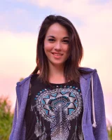 Skinny amateur teen Rachel slowly takes off her clothes and poses in public