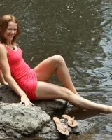 Hairy pussy Billie in bikini at the river