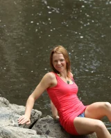 Hairy pussy Billie in bikini at the river