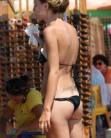 Candid chicks in sexy bikinis