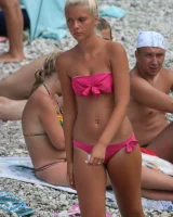 Candid hotties walking in bikinis