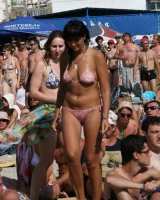 Candid hotties walking in bikinis