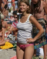 Beach dancing candid girls in sexy bikinis