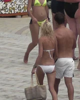 Wonderful candid girls caught in bikini on the beach