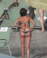 Wonderful candid girls caught in bikini on the beach